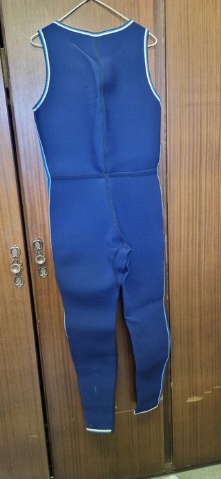Traje neopreno agua azul-blanco