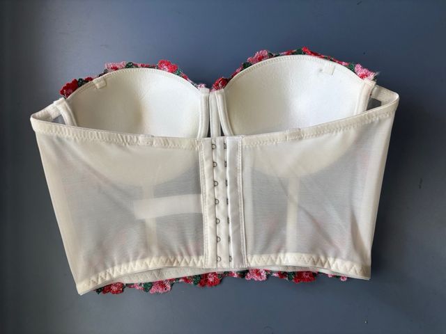 Corset bordado floral blanco