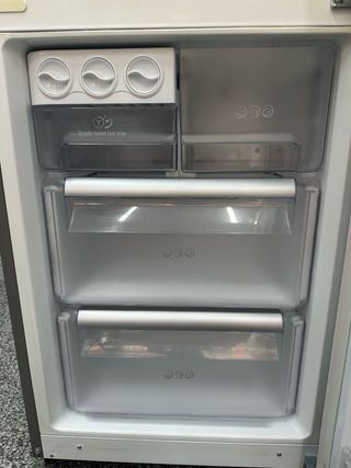 Nevera LG acero inoxidable