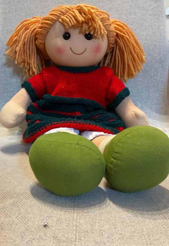 Muñeca de trapo - Juguete infantil