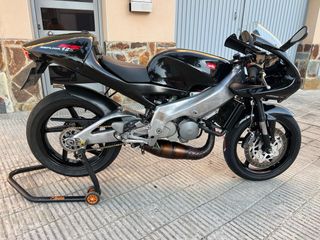 Aprilia RS 125 - Moto Racing