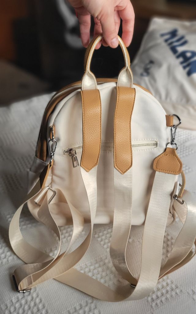 Mochila bandolera blanca