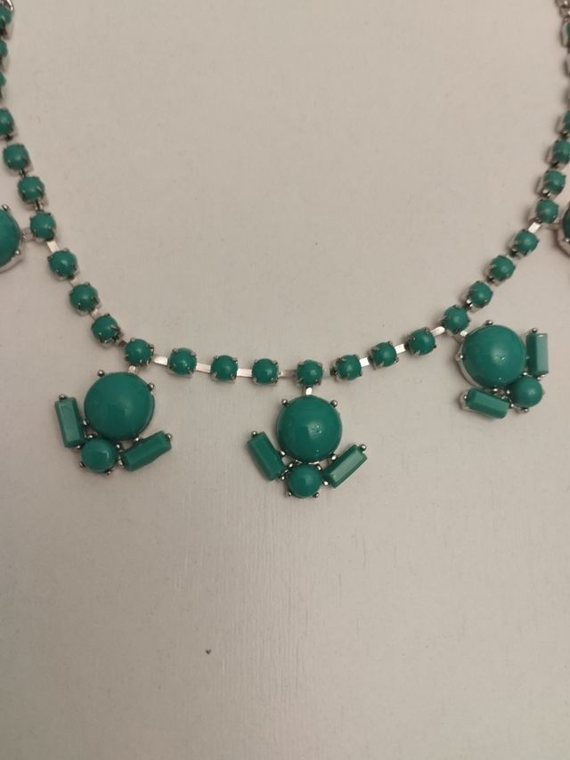 Collar turquesa y plateado