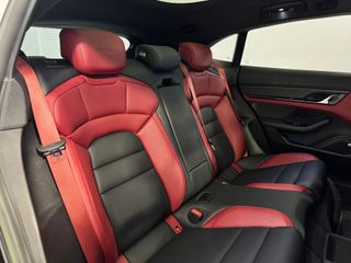 Porsche Taycan Turbo S Sport Turismo 762cv