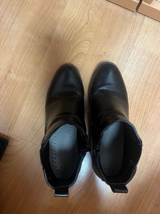 Botines negros mujer