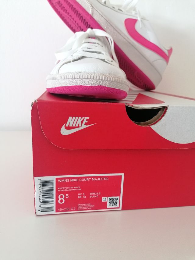 Sneakers Nike Court Majestic taglia 40