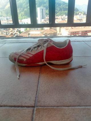 Zapatillas SALA rojas fútbol sala
