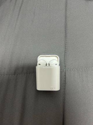 Auriculares TWS 5.0 inalámbricos precio negociable