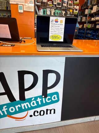 MacBook Pro 2019 i7 16GB - Retina 4K