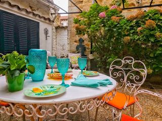 Edificio en venta en Miraflores de la Sierra