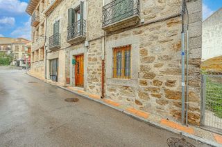 Edificio en venta en Miraflores de la Sierra