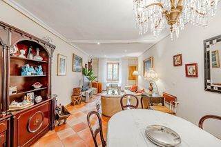 Edificio en venta en Miraflores de la Sierra