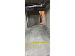 Garaje en venta en Eixample Sud – Migdia en Girona