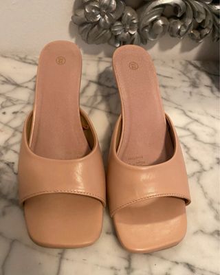 Tacones beige - Zapatos mujer