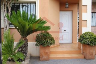 Casa pareada en venta en La Conarda en Pobla de Vallbona (la)