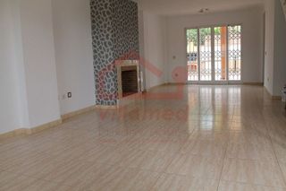 Casa pareada en venta en La Conarda en Pobla de Vallbona (la)