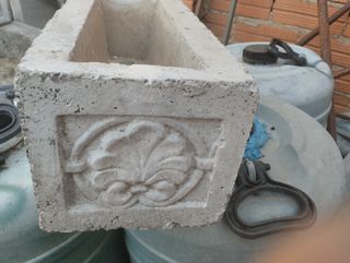 Macetero piedra gris