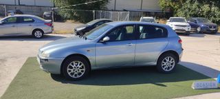 Alfa Romeo 147 2004