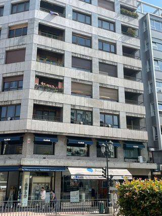 Oficina en venta en Zona Teatro Campoamor en Oviedo
