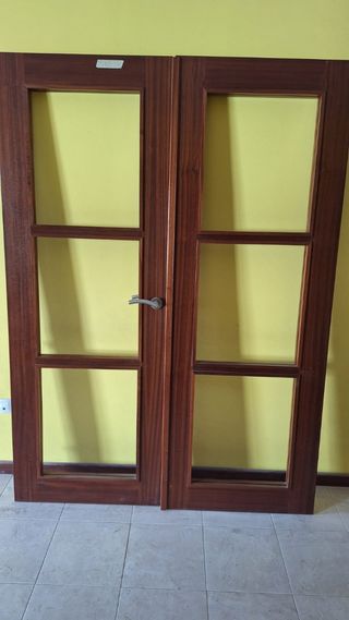 Puertas madera