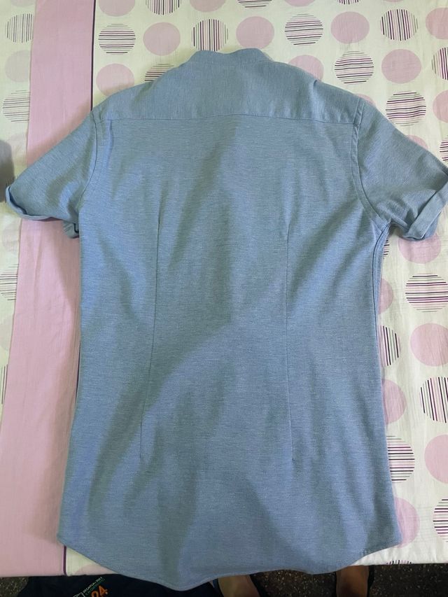 Camisa Zara azul manga corta