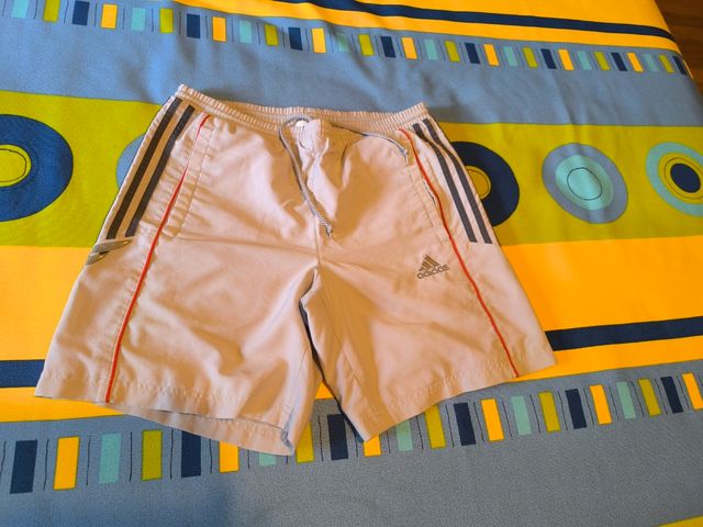 Pantalon corto deportivo Adidas