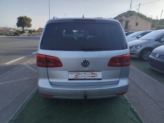 Volkswagen Touran 2011