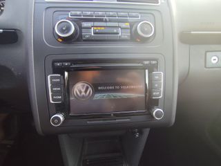 Volkswagen Touran 2011