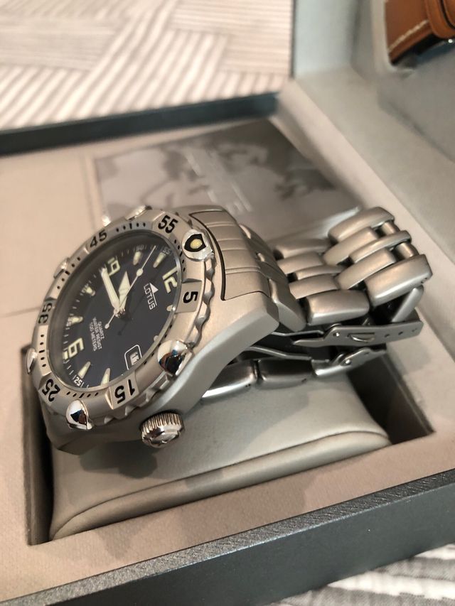 Reloj LOTUS 15295/3 - Titán
