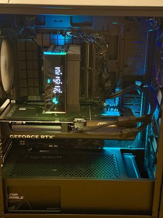 PC RTX 5070 + i14600KF 32GB RAM