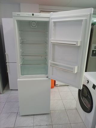 NEVERA MARCA LIEBHERR 
