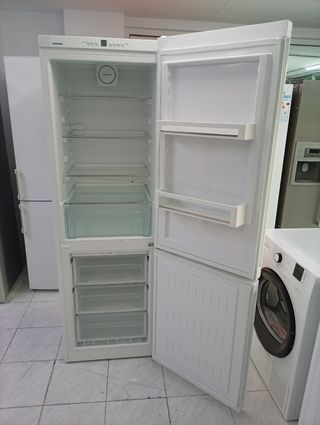 NEVERA MARCA LIEBHERR 