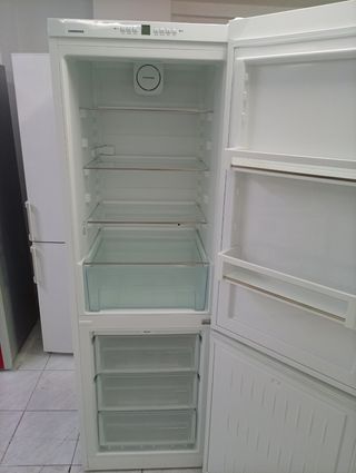 NEVERA MARCA LIEBHERR 