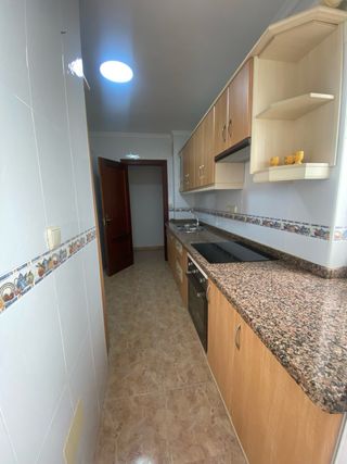alquiler vacacional, 2 baños, 4 habitataciones.
