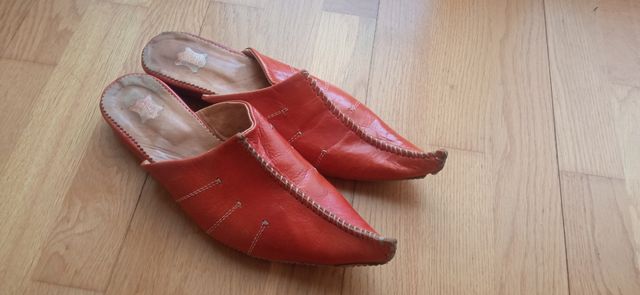 Babuchas rojas piel - Zapatos
