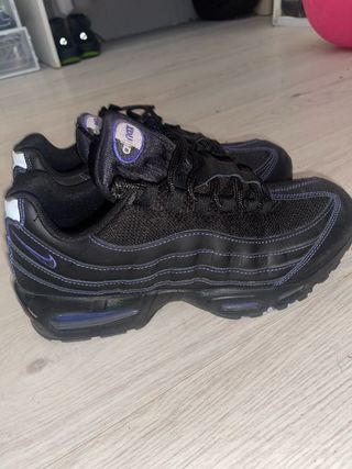 Nike Air Max 95 - Negras y Moradas