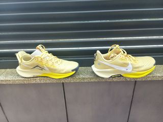Zapatillas Nike Pegasus Trail 5 - Blanco/Amarillo