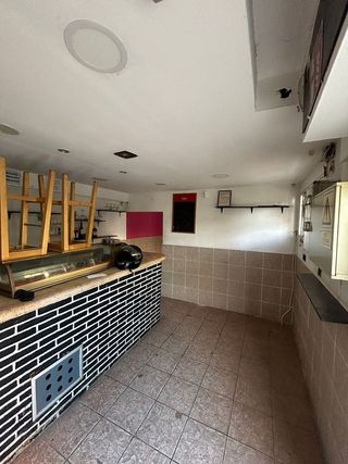 Bar en venta en Ciutat Meridiana en Barcelona