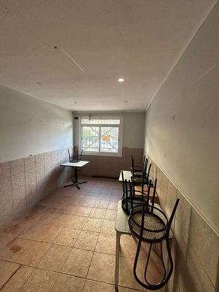 Bar en venta en Ciutat Meridiana en Barcelona