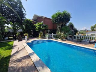 Chalet en venta en Castellbisbal