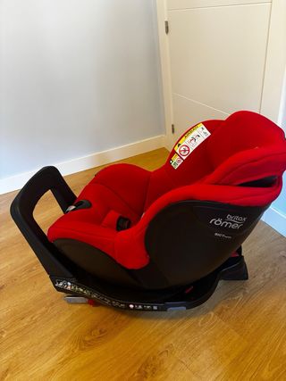 Britax Römer Dualfix i-Size roja