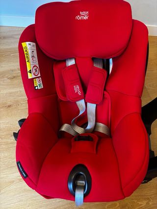 Britax Römer Dualfix i-Size roja