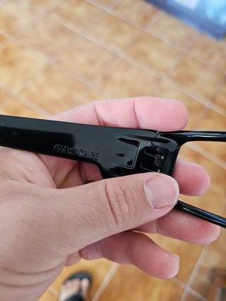 Gascan Oakley Polished Black Original.