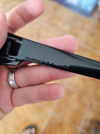 Gascan Oakley Polished Black Original.