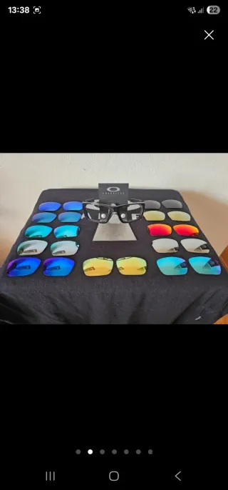 Gascan Oakley Polished Black Original.