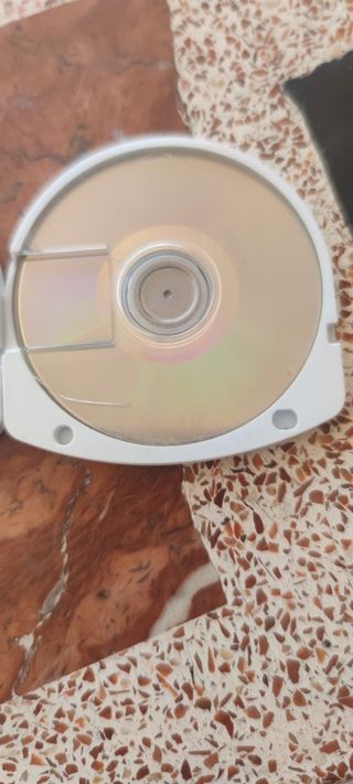 2 juegos PSP: Colin McRae Rally & Eliminator