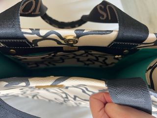 Bolso Tous tote beige y negro
