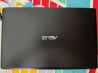 Notebook Asus + Netbook Samsung