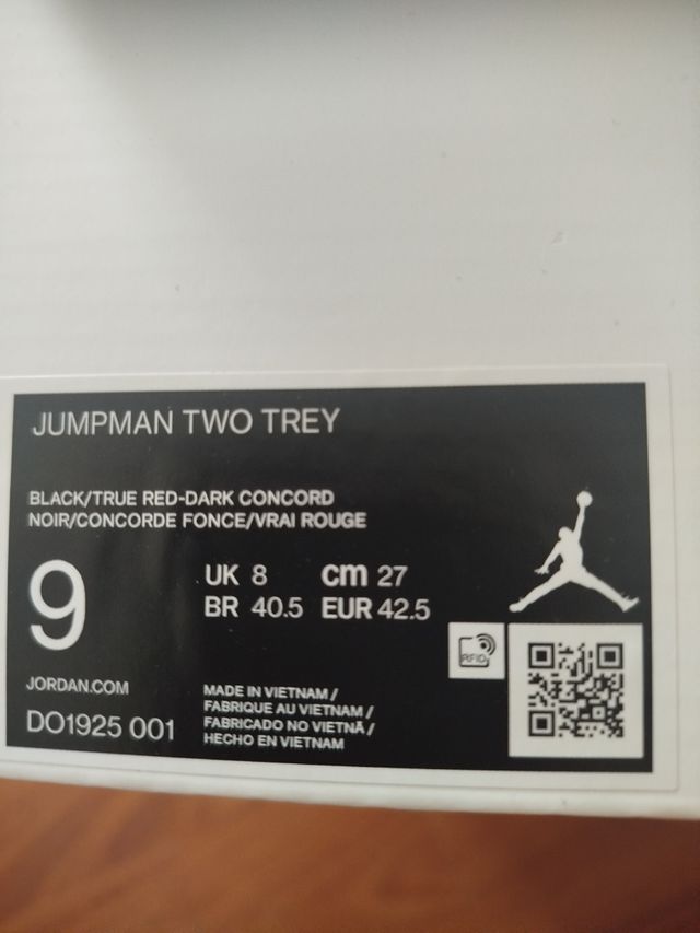 Zapatillas Jordan Two Trey-Negras y Rojas original