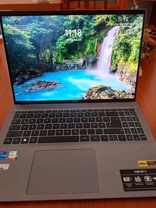 Portatile Acer Swift Go 16 Grigio